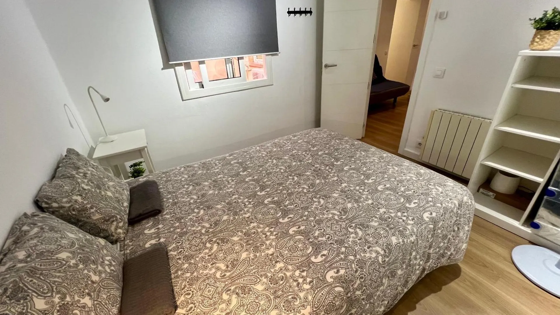 Charming And Quiet Apartments Near Barcelona L'Hospitalet de Llobregat 0*,