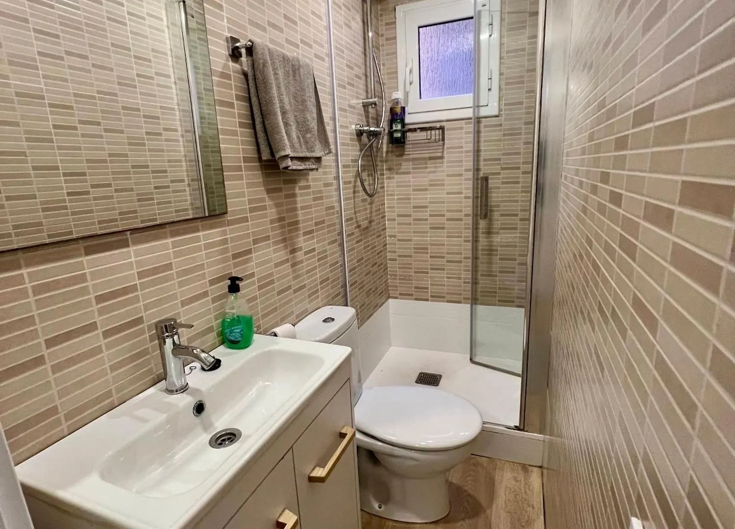 Charming And Quiet Apartments Near Barcelona L'Hospitalet de Llobregat Spanje