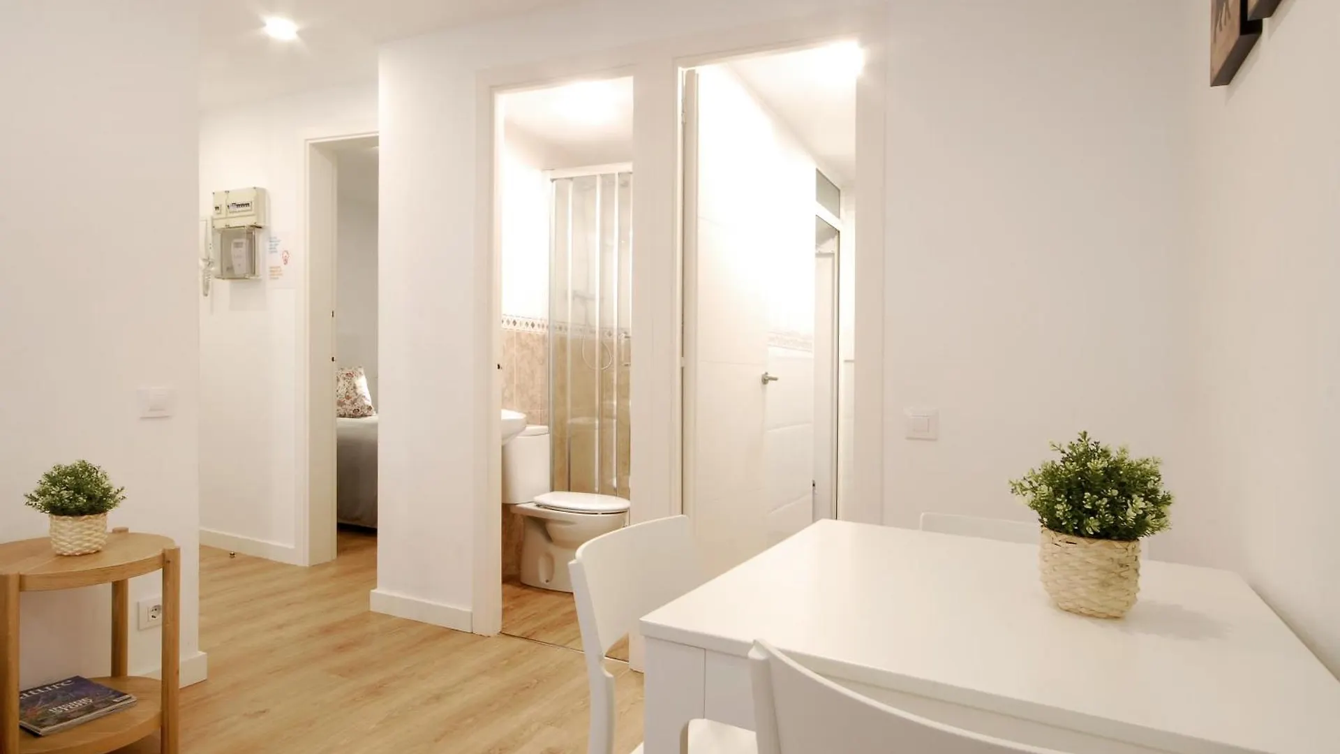 Charming And Quiet Apartments Near Barcelona L'Hospitalet de Llobregat