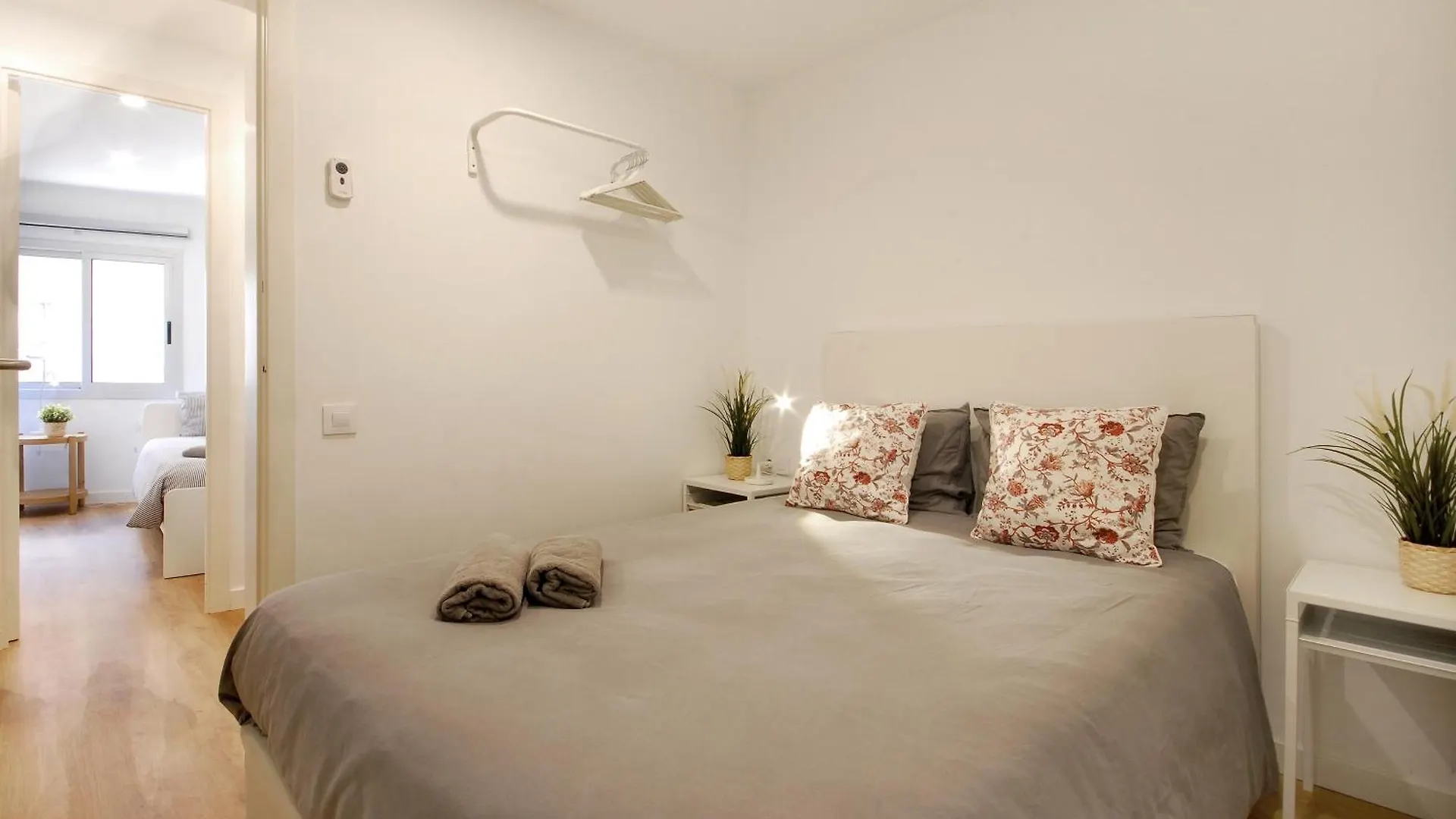 Charming And Quiet Apartments Near Barcelona L'Hospitalet de Llobregat 0*,